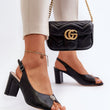 Laden Sie das Bild in den Galerie-Viewer, Sandalen Model 194971 Step in style