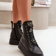 Laden Sie das Bild in den Galerie-Viewer, Boot Model 199400 Step in style