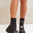 Laden Sie das Bild in den Galerie-Viewer, Boot Model 199833 Step in style