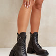 Laden Sie das Bild in den Galerie-Viewer, Stiefeletten mit Absatz Model 199837 Step in style
