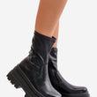 Laden Sie das Bild in den Galerie-Viewer, Stiefeletten Model 200253 Step in style