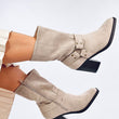 Laden Sie das Bild in den Galerie-Viewer, Stiefeletten mit Absatz Model 200623 Inello
