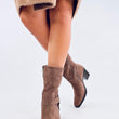 Laden Sie das Bild in den Galerie-Viewer, Stiefeletten mit Absatz Model 200624 Inello