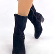 Laden Sie das Bild in den Galerie-Viewer, Stiefeletten mit Absatz Model 200625 Inello