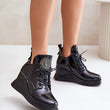 Laden Sie das Bild in den Galerie-Viewer, Plateau-Stiefeletten Model 201010 Step in style