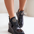 Laden Sie das Bild in den Galerie-Viewer, Plateau-Stiefeletten Model 201010 Step in style
