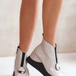 Laden Sie das Bild in den Galerie-Viewer, Plateau-Stiefeletten Model 201015 Step in style