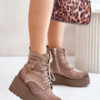 Laden Sie das Bild in den Galerie-Viewer, Plateau-Stiefeletten Model 201171 Step in style