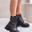 Laden Sie das Bild in den Galerie-Viewer, Boot Model 201179 Step in style