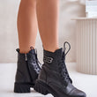 Laden Sie das Bild in den Galerie-Viewer, Boot Model 201179 Step in style