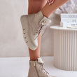 Laden Sie das Bild in den Galerie-Viewer, Plateau-Stiefeletten Model 201184 Step in style