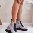 Laden Sie das Bild in den Galerie-Viewer, Plateau-Stiefeletten Model 201547 Step in style