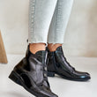 Laden Sie das Bild in den Galerie-Viewer, Stiefeletten Model 201691 Step in style