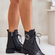 Laden Sie das Bild in den Galerie-Viewer, Boot Model 201878 Step in style