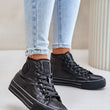 Laden Sie das Bild in den Galerie-Viewer, Sneakers Model 201920 Step in style