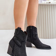 Laden Sie das Bild in den Galerie-Viewer, Stiefeletten mit Absatz Model 202048 Step in style