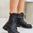 Laden Sie das Bild in den Galerie-Viewer, Boot Model 202054 Step in style