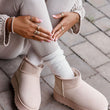 Laden Sie das Bild in den Galerie-Viewer, Schneeschuhe Model 202218 Step in style