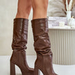 Laden Sie das Bild in den Galerie-Viewer, Stiefel mit Absätzen Model 202730 Step in style
