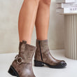 Laden Sie das Bild in den Galerie-Viewer, Stiefeletten Model 202817 Step in style
