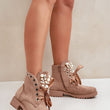 Laden Sie das Bild in den Galerie-Viewer, Stiefeletten Model 203526 Step in style