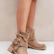 Laden Sie das Bild in den Galerie-Viewer, Stiefeletten Model 203870 Step in style