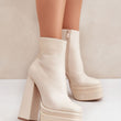 Laden Sie das Bild in den Galerie-Viewer, Stiefeletten mit Absatz Model 204690 Step in style