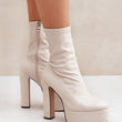 Laden Sie das Bild in den Galerie-Viewer, Stiefeletten mit Absatz Model 204695 Step in style