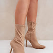 Laden Sie das Bild in den Galerie-Viewer, Stiefeletten mit Absatz Model 204699 Step in style