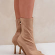 Laden Sie das Bild in den Galerie-Viewer, Stiefeletten mit Absatz Model 204699 Step in style