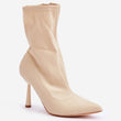 Laden Sie das Bild in den Galerie-Viewer, Stiefeletten mit Absatz Model 204701 Step in style