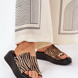 Laden Sie das Bild in den Galerie-Viewer, Pantoletten model 209951 Step in style