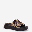 Laden Sie das Bild in den Galerie-Viewer, Pantoletten model 209951 Step in style