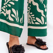 Laden Sie das Bild in den Galerie-Viewer, Pantoletten model 209977 Step in style