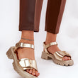 Laden Sie das Bild in den Galerie-Viewer,  Sandalen model 210051 Step in style