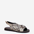 Laden Sie das Bild in den Galerie-Viewer,  Sandalen model 210139 Step in style