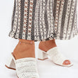 Laden Sie das Bild in den Galerie-Viewer, Pantoletten model 210780 Step in style
