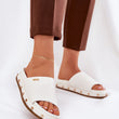 Laden Sie das Bild in den Galerie-Viewer,  Pantoletten model 211687 Step in style