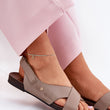 Laden Sie das Bild in den Galerie-Viewer,  Sandalen model 212120 Step in style
