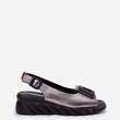Laden Sie das Bild in den Galerie-Viewer, Keilabsatz Sandalen model 212132 Step in style