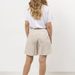 Laden Sie das Bild in den Galerie-Viewer, Kurze Hose model 212199 awama