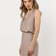 Laden Sie das Bild in den Galerie-Viewer, Bluse model 212205 awama
