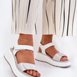 Laden Sie das Bild in den Galerie-Viewer, Keilabsatz Sandalen model 212578 Step in style