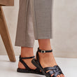 Laden Sie das Bild in den Galerie-Viewer, Sandalen model 212590 Step in style