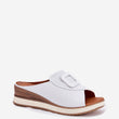 Laden Sie das Bild in den Galerie-Viewer, Pantoletten model 212708 Step in style