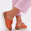 Laden Sie das Bild in den Galerie-Viewer, Pantoletten model 212709 Step in style