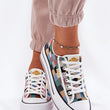 Laden Sie das Bild in den Galerie-Viewer, Sneakers model 212731 Step in style