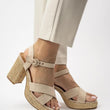 Laden Sie das Bild in den Galerie-Viewer, Sandalen mit Absatz model 212953 Inello
