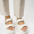 Laden Sie das Bild in den Galerie-Viewer, Sandalen model 212954 Inello