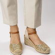 Laden Sie das Bild in den Galerie-Viewer, Keilabsatz Sandalen model 212967 Inello